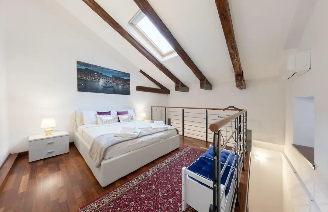 Ca' del Pozzo Loft Apartment-1