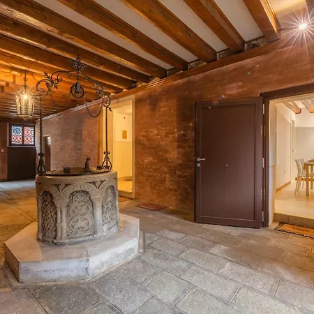 Ca' del Pozzo Loft Apartment-2